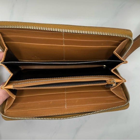 Gucci Canvas Long zip wallet with leather strap - Picture 4 of 8